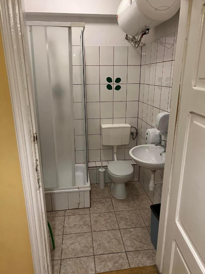 50 People Bis Apartment Krakkó Kültér fotó